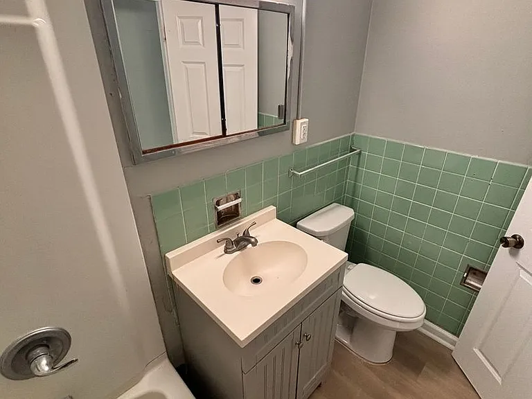 1304 Vandenberg Cir — Photo 8