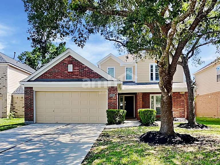 26949 Carriage Manor Ln — Photo 1