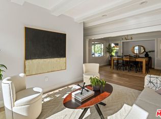1726 W 52nd St, Los Angeles, CA 90062
