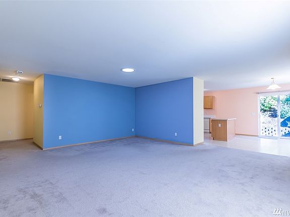 4th image of 17415 84th Avenue Ct E