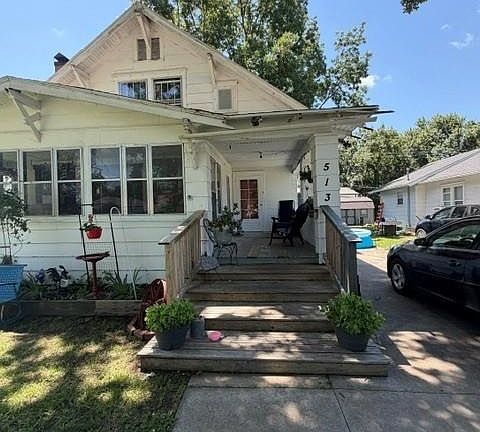 2nd image of 513 Niagara St