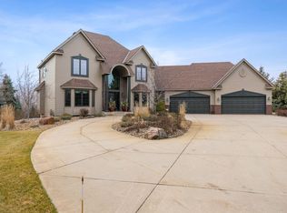 19306 Towering Oaks Trl, Prior lake, MN 55372
