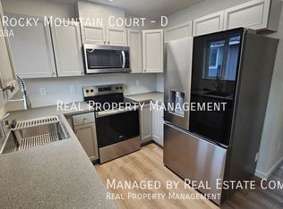 5840 Rocky Mountain Ct APT D, Anchorage, AK 99504