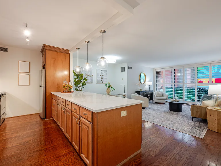 2555 Pennsylvania Ave NW #407 — Photo 14