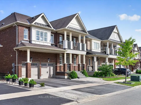 2 Creekland Ave N, Whitchurch Stouffville, ON L4A 1T8