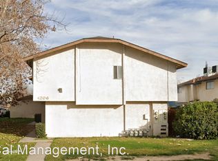 4206 White Ln APT D, Bakersfield, CA 93309