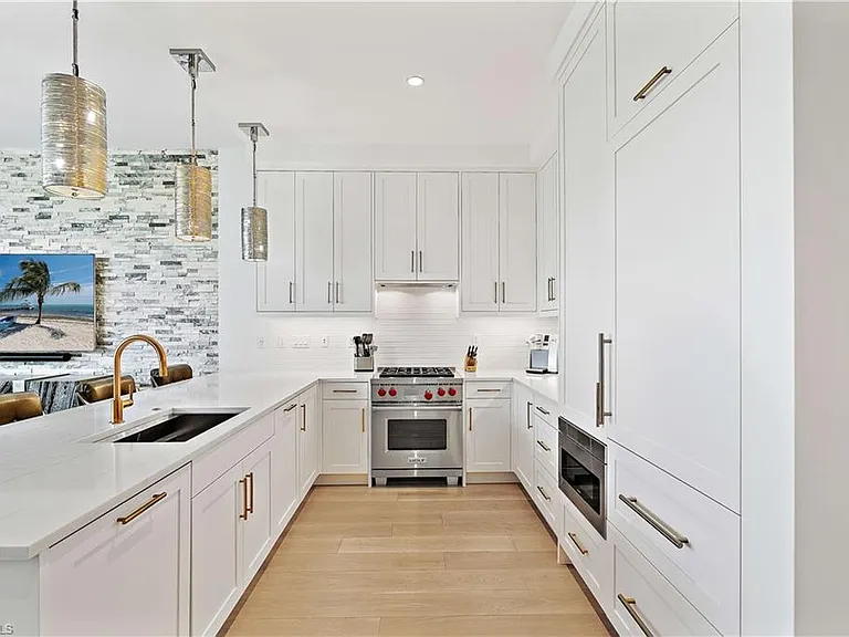 850 Central Ave #202 — Photo 5