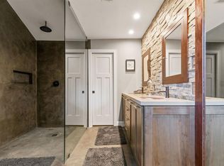 106 S Wilde Yaupon Ct, Spring, TX 77381