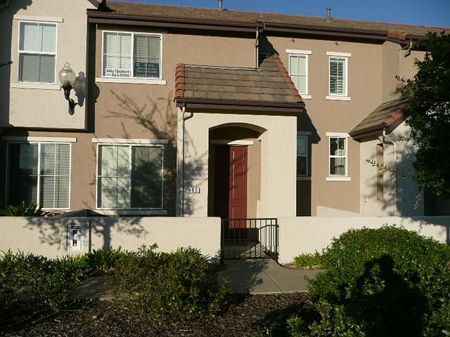 1st image of 306 Esplanade Cir Unit 306