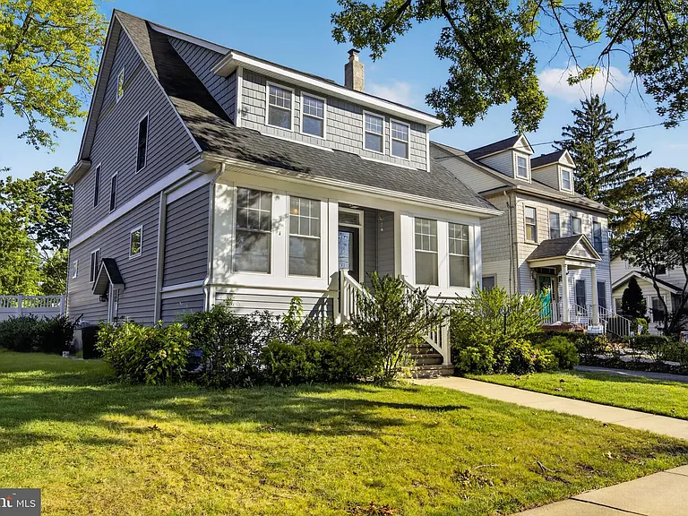 21 E Redman Ave — Photo 4
