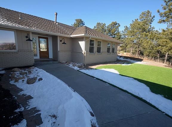 Walkway to front door
