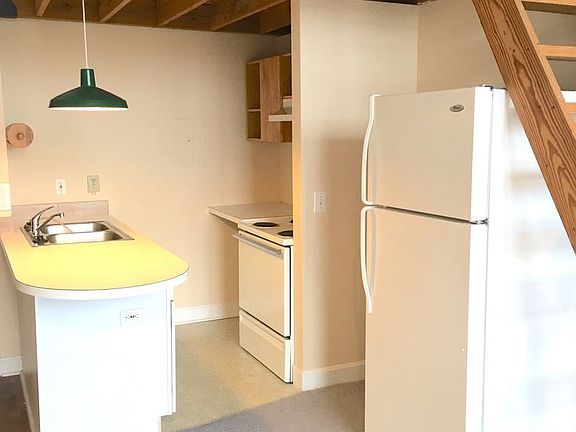 3rd image of 1227 Jackson St APT 311