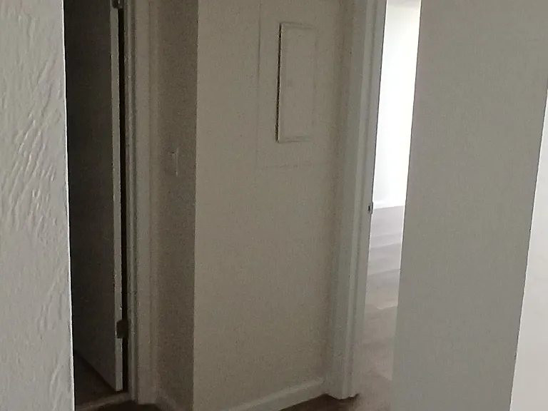 101 S Oceanshore Blvd #101 — Photo 4