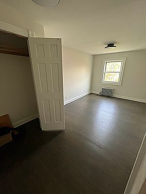 5th image of 38 Dikeman St #3