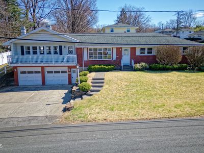 12 Swiss Court, Albany, NY, 12205