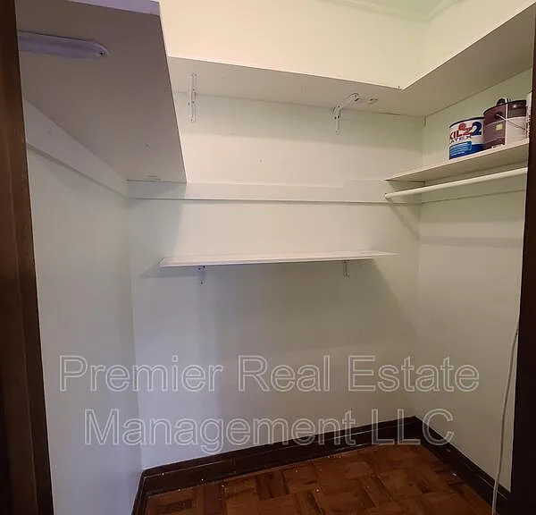 963 N Logan St #19 — Photo 16