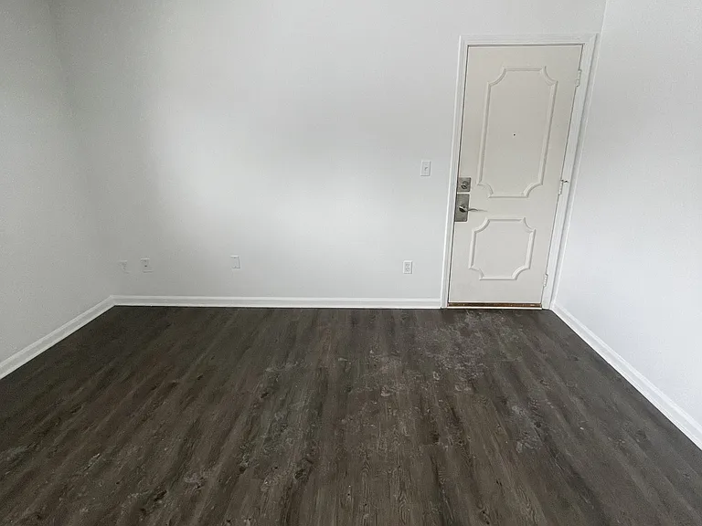 205 E Saginaw Hwy #235-01 — Photo 4