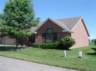 1742 Calais Dr, Springfield, OH 45503