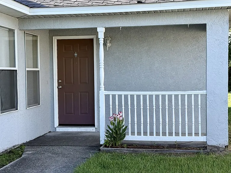 2809 E 17th St — Photo 3
