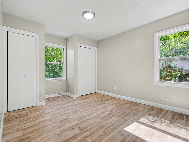 5439 Kerry Ln — Photo 21