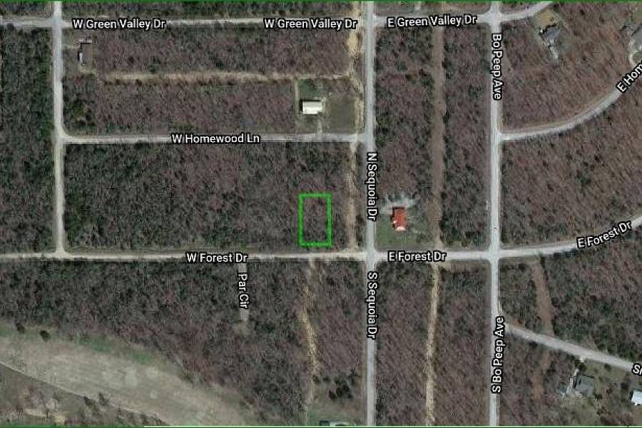 2nd image of 102 W Forest Dr