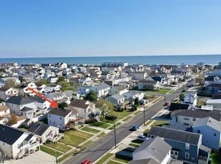 111 4th St S, Brigantine, NJ 08203