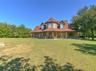 2298 Green Meadow Dr, Glen Rose, TX 76043