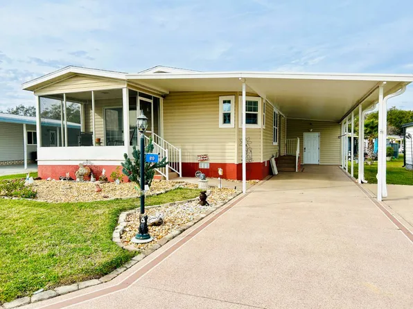 29 Lattice Dr #585, Leesburg, FL 34788