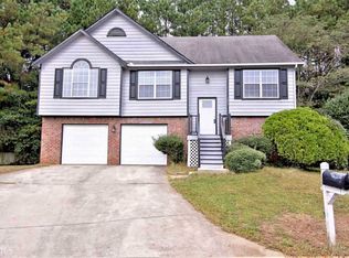 1201 W Briar Gate Ct, Riverdale, GA 30296