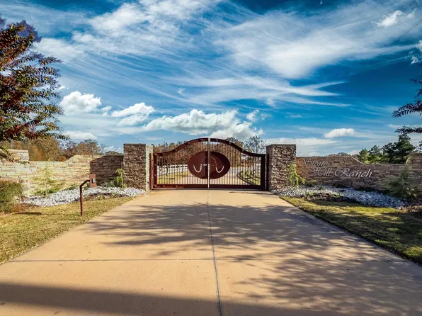 91 Valley Ranch Dr, Mayflower, AR 72106