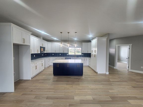 4th image of Nka Orchardvale Rd