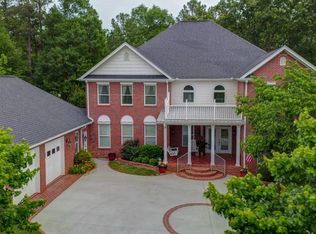 163 Nancy Hts, Hartwell, GA 30643