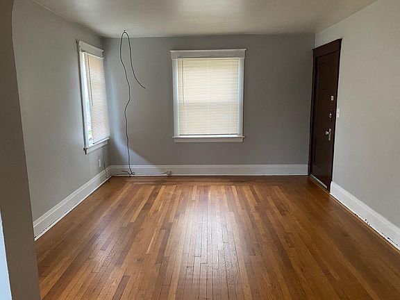 5th image of 1520 Elkton Pl #1E