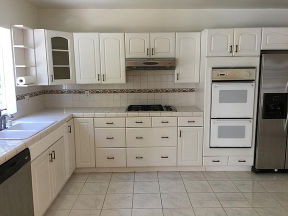 2nd image of 3842 Ventura Canyon Ave