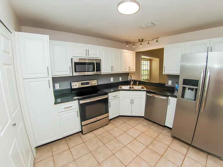 5100 Burchette Rd #3300 — Photo 5