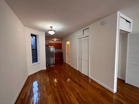 5th image of 343 E 65th St APT 5RE