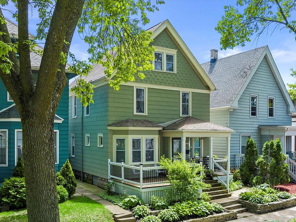 1st image of 3344 North Bartlett AVENUE