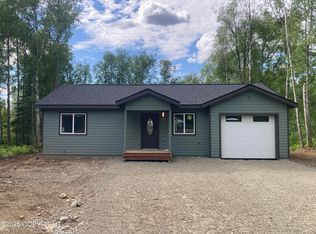3478 N Black Knight Dr, Big Lake, AK 99652