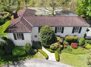 6 Dolma Rd, Scarsdale, NY 10583