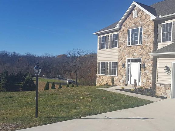 4th image of 1 Grandview Dr