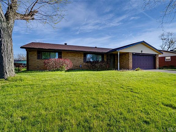 3rd image of 4737 Pierpont Dr