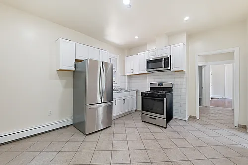 478-480 Summer Ave #2 Photo 1