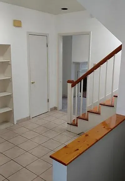 15 E Montgomery St #2B — Photo 5