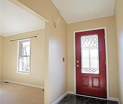 3rd image of 7660 Pine Shore Dr SE