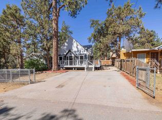448 Cedar Ln, Sugarloaf, CA 92386