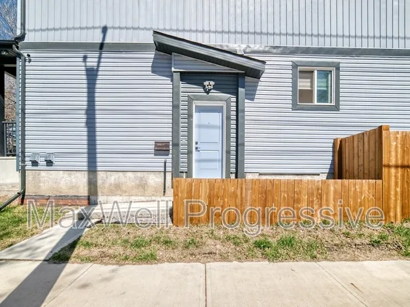 12901 123a St NW #Basement, Edmonton, AB T5L 0L1