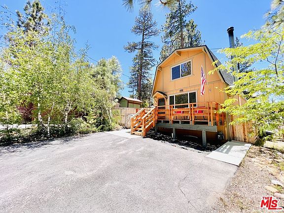 2nd image of 598 Lakewood Ln
