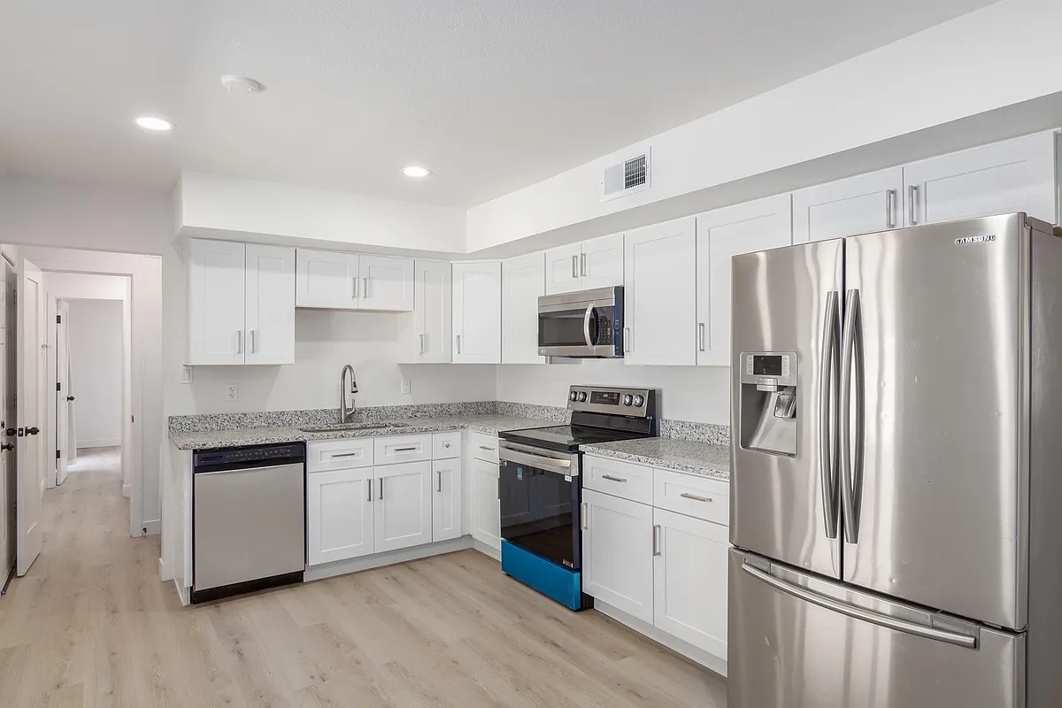 Kitchen - 3638 W Medlock Dr