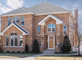 1021 Prairie Ave, Park Ridge, IL 60068