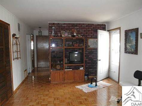 3rd image of 36 Dogwood Blvd